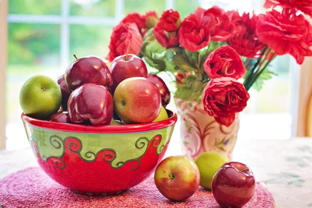 apples, red, bowl-2906457.jpg