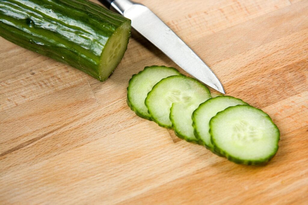 cucumber, food, vegetable-78789.jpg